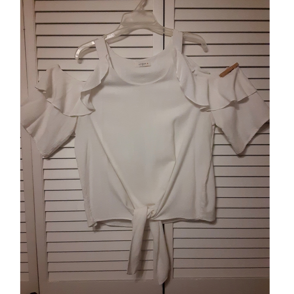 Cold Shoulder Linen Umgee Ruffle Sleeves Top - Picture 6 of 9